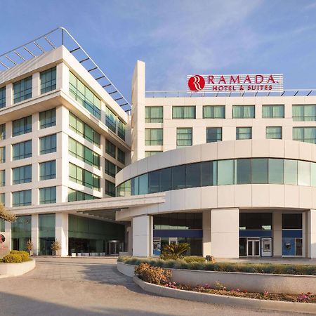 Ramada Hotel & Suites By Wyndham Izmir Kemalpasa Экстерьер фото