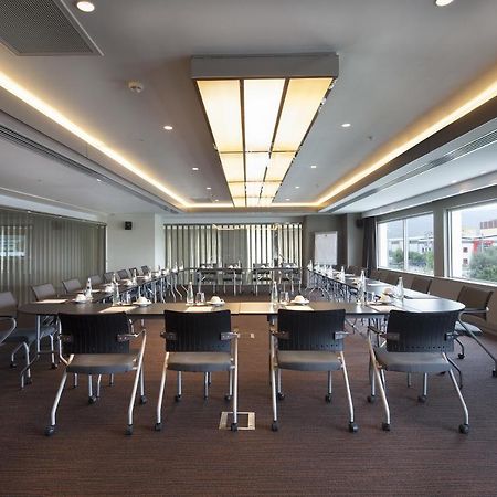 Ramada Hotel & Suites By Wyndham Izmir Kemalpasa Экстерьер фото